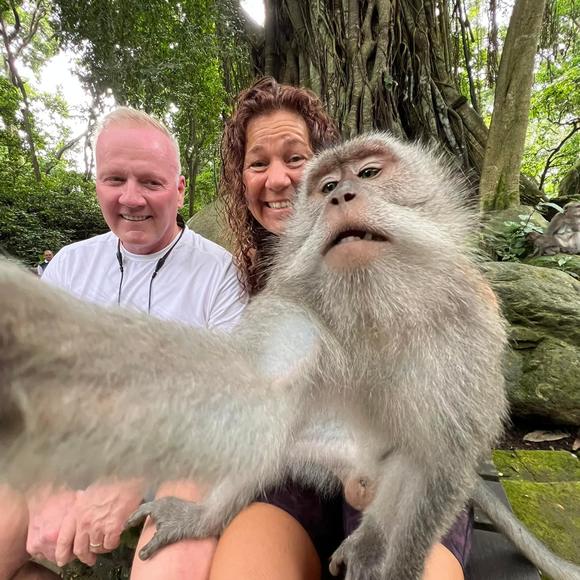 Meet your Posher, Lisa - Picture 1 of 1